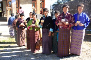 Voters queue to cast their votes. Photo: Kuensel