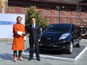 Nissan CEO Mr. Carlos Ghosn presents two Nissan LEAFS to Prime Minister Tshering Tobgay. Photo: PM's Facebook